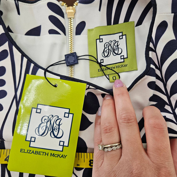 NWT Elizabeth‎ McKay Ginger Dress in the Color Dunes. Size 0 - Picture 9 of 14